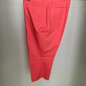 Apt. 9 Curvy Fit Coral Capri’s Women’s 20W